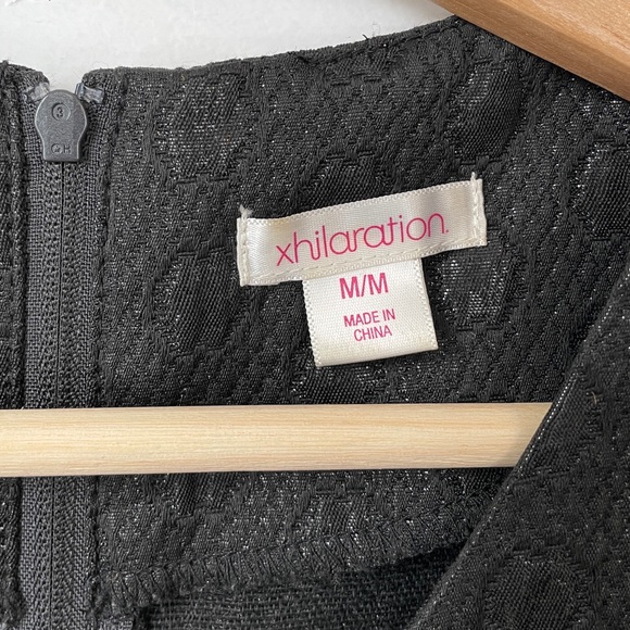 Xhilaration, Retro, Mod, Black Textured Dress, Medium - Picture 3 of 3